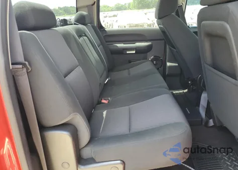 2013 Chevrolet Silverado C1500 Lt from USA, damaged, VIN 3GCPCSE09DG248565